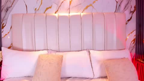  LIA TINK  online show from 03.27.26