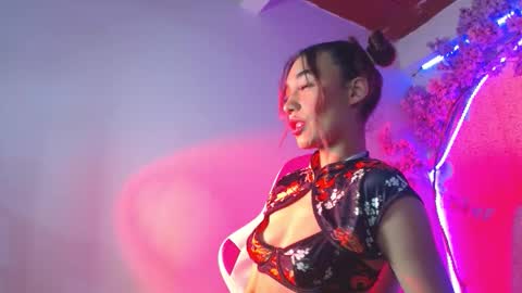 LIA  online show from 09.18.25