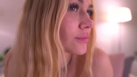 Elena online show from 10.12.25