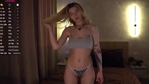 Snapshot of libbyshepard chatting on 07.18.26 Elena online show from 07.18.26