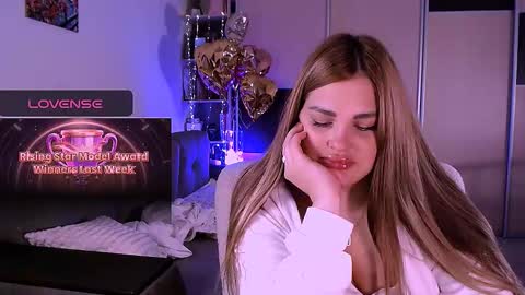 libra_mia online show from 11.28.25