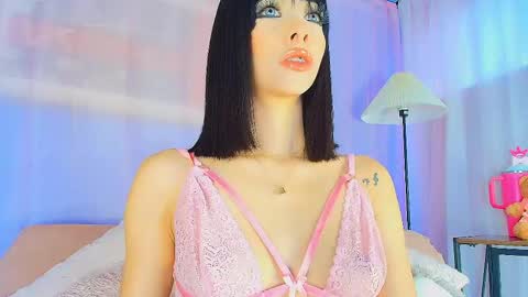 Snapshot of liccy_hall chatting on 05.28.26 Valentina Hall online show from 05.28.26
