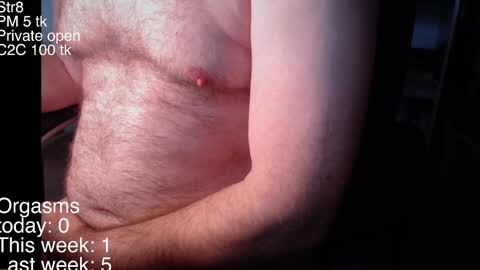 Snapshot of liebestool8 chatting on 12.31.24 liebestool8 online show from 12.31.24