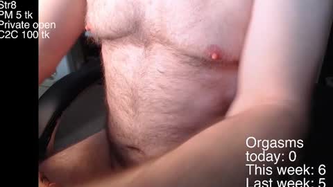 Snapshot of liebestool8 chatting on 01.05.25 liebestool8 online show from 01.05.25