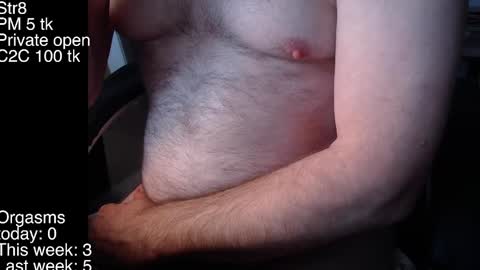 Snapshot of liebestool8 chatting on 01.15.25 liebestool8 online show from 01.15.25