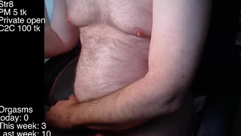 Snapshot of liebestool8 chatting on 01.22.25 liebestool8 online show from 01.22.25