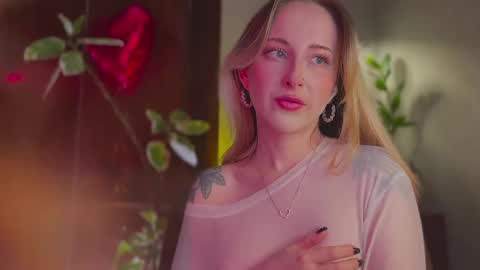 its my birthday today so im offline  but id be so happy if you felt like sending me a birthday love while im away  online show from 03.25.26