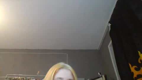 Snapshot of light_lunaa chatting on 06.26.26 light_lunaa online show from 06.26.26