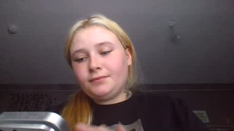 Snapshot of light_lunaa chatting on 08.01.26 light_lunaa online show from 08.01.26