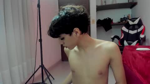 Snapshot of lightboy0 chatting on 09.28.25 lightboy0 online show from 09.28.25