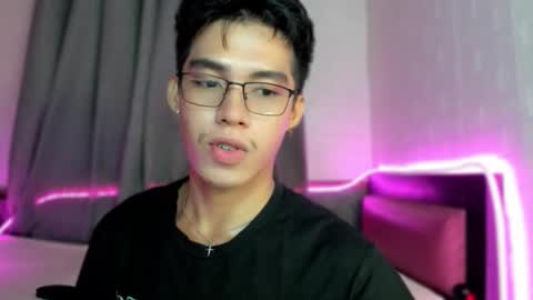 Snapshot of lightjt4 chatting on 10.30.25 Jt online show from 10.30.25