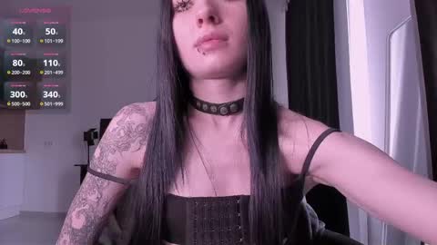Snapshot of lightlove_iam chatting on 04.29.26 Bembi online show from 04.29.26