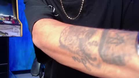 Snapshot of liiaam_lee_ chatting on 01.07.25 Daniel online show from 01.07.25