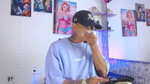 Snapshot of liiaam_lee_ chatting on 09.29.25 Daniel online show from 09.29.25