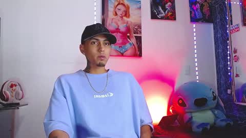 Snapshot of liiaam_lee_ chatting on 11.04.25 Daniel online show from 11.04.25