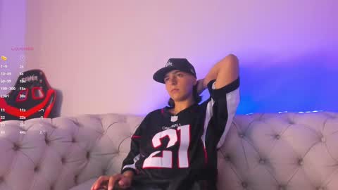 liiam_smith_ online show from 01.11.25