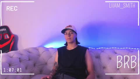 liiam_smith_ online show from 01.15.25