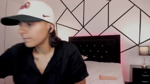 liiam_smith_ online show from 01.16.25