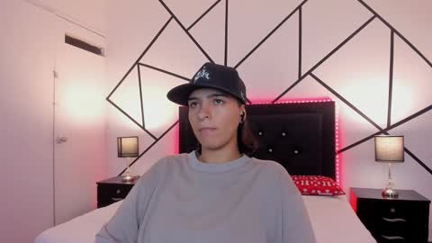 liiam_smith_ online show from 02.04.25