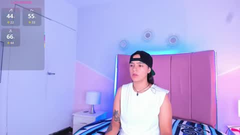 liiam_smith_ online show from 09.20.25