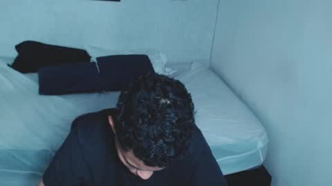 Liam thompson online show from 03.06.25