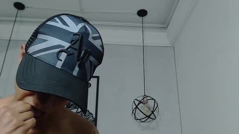Liam thompson online show from 03.09.25