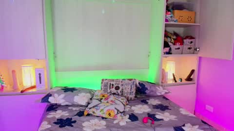         online show from 01.12.25