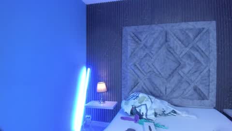         online show from 02.26.25