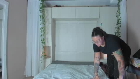         online show from 05.26.26