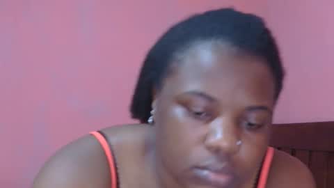 Snapshot of liilcutiee chatting on 09.30.25 Lily online show from 09.30.25