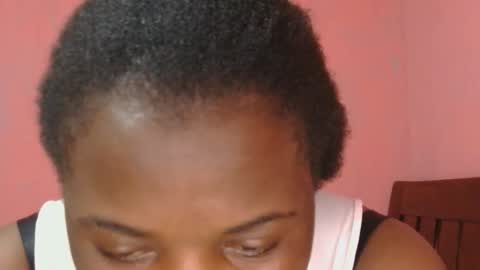 Snapshot of liilcutiee chatting on 10.29.25 Lily online show from 10.29.25