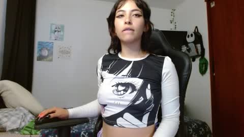 Snapshot of liisaax chatting on 10.04.25 lisa online show from 10.04.25