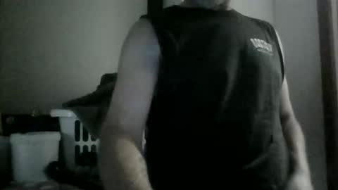 Snapshot of likthat121 chatting on 11.01.25 likthat121 online show from 11.01.25