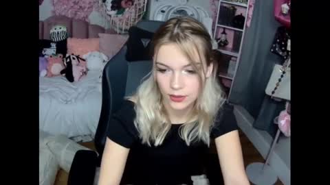 Lil Bunny online show from 12.01.24