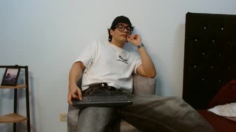 lil_azmodeuss online show from 09.24.25