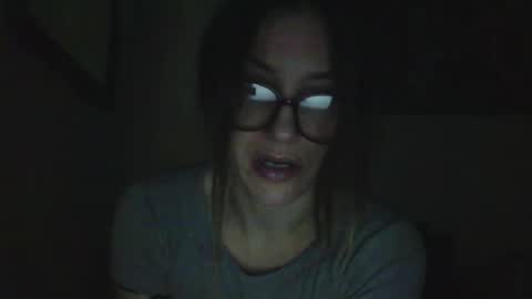Snapshot of lil_bit_midnightmuse chatting on 04.01.26 lil_bit_midnightmuse online show from 04.01.26