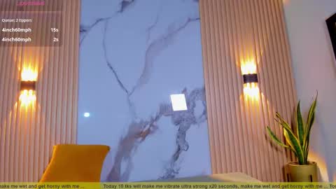 Snapshot of lil_eva2 chatting on 10.09.25 Lil Eva online show from 10.09.25