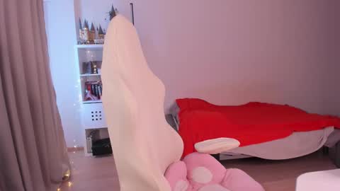 for free registration 3  online show from 10.18.25