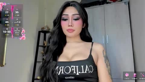 Snapshot of lil_m1ss_silly chatting on 09.28.25 Miss Lily online show from 09.28.25