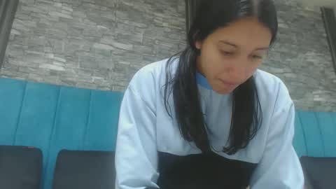 Snapshot of lil_rose2006 chatting on 10.04.25 lil_rose2006 online show from 10.04.25