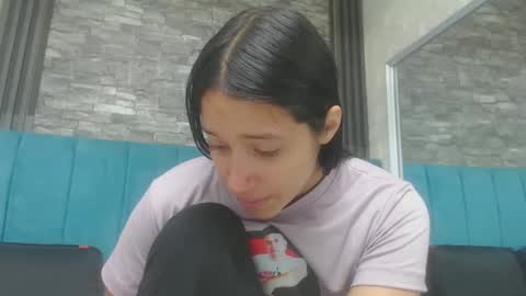 Snapshot of lil_rose2006 chatting on 10.06.25 lil_rose2006 online show from 10.06.25