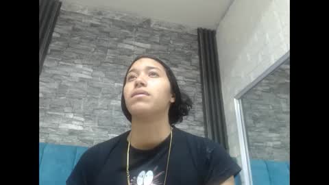 Snapshot of lil_rose2006 chatting on 10.11.25 lil_rose2006 online show from 10.11.25