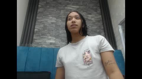 Snapshot of lil_rose2006 chatting on 10.24.25 lil_rose2006 online show from 10.24.25