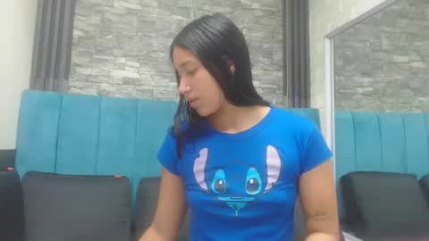 Snapshot of lil_rose2006 chatting on 11.03.25 lil_rose2006 online show from 11.03.25