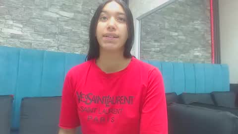 Snapshot of lil_rose2006 chatting on 11.13.25 lil_rose2006 online show from 11.13.25