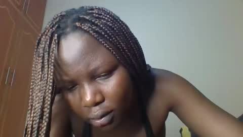 Snapshot of lil_shwaty chatting on 10.19.25 brinna online show from 10.19.25