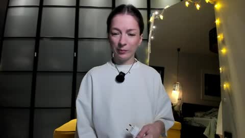 Snapshot of lil_uff chatting on 04.30.26 aka princessmaya online show from 04.30.26