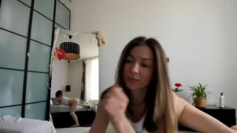 Snapshot of lil_uff chatting on 05.06.26 aka princessmaya online show from 05.06.26