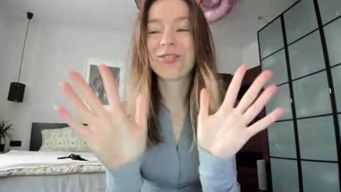 Snapshot of lil_uff chatting on 07.04.26 aka princessmaya online show from 07.04.26