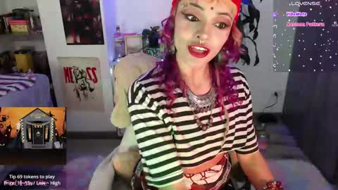 Snapshot of lila_bratz chatting on 10.17.25 Lila online show from 10.17.25